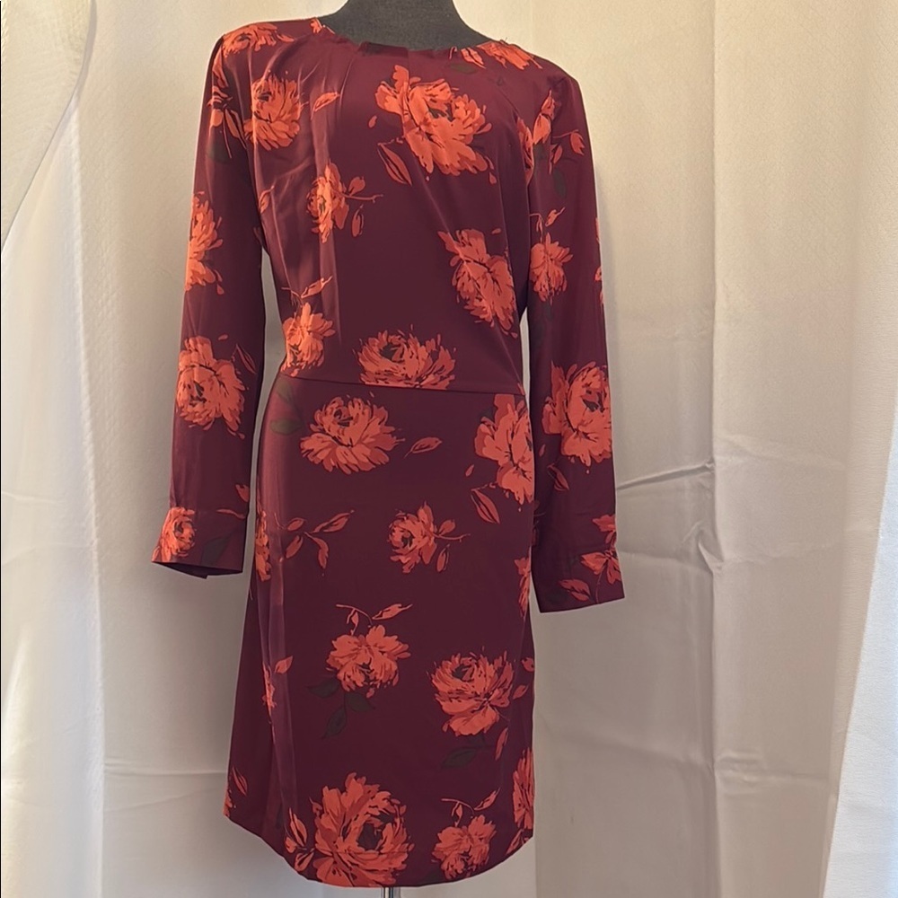 Joe Fresh Floral Long Sleeve Dress with attached belt. Size L.
